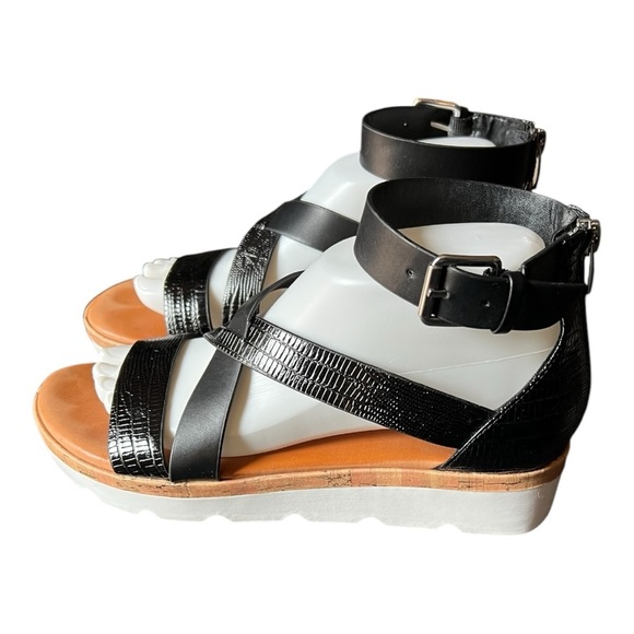 Nine West Black Reptile Print Ankle Sandals Size 7.5M - Picture 7 of 11